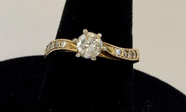 18ct Gold and Diamond matching rings valued $4490